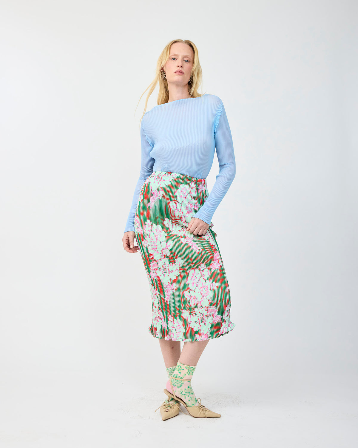 LEE PLEATED TOP IN BLUE