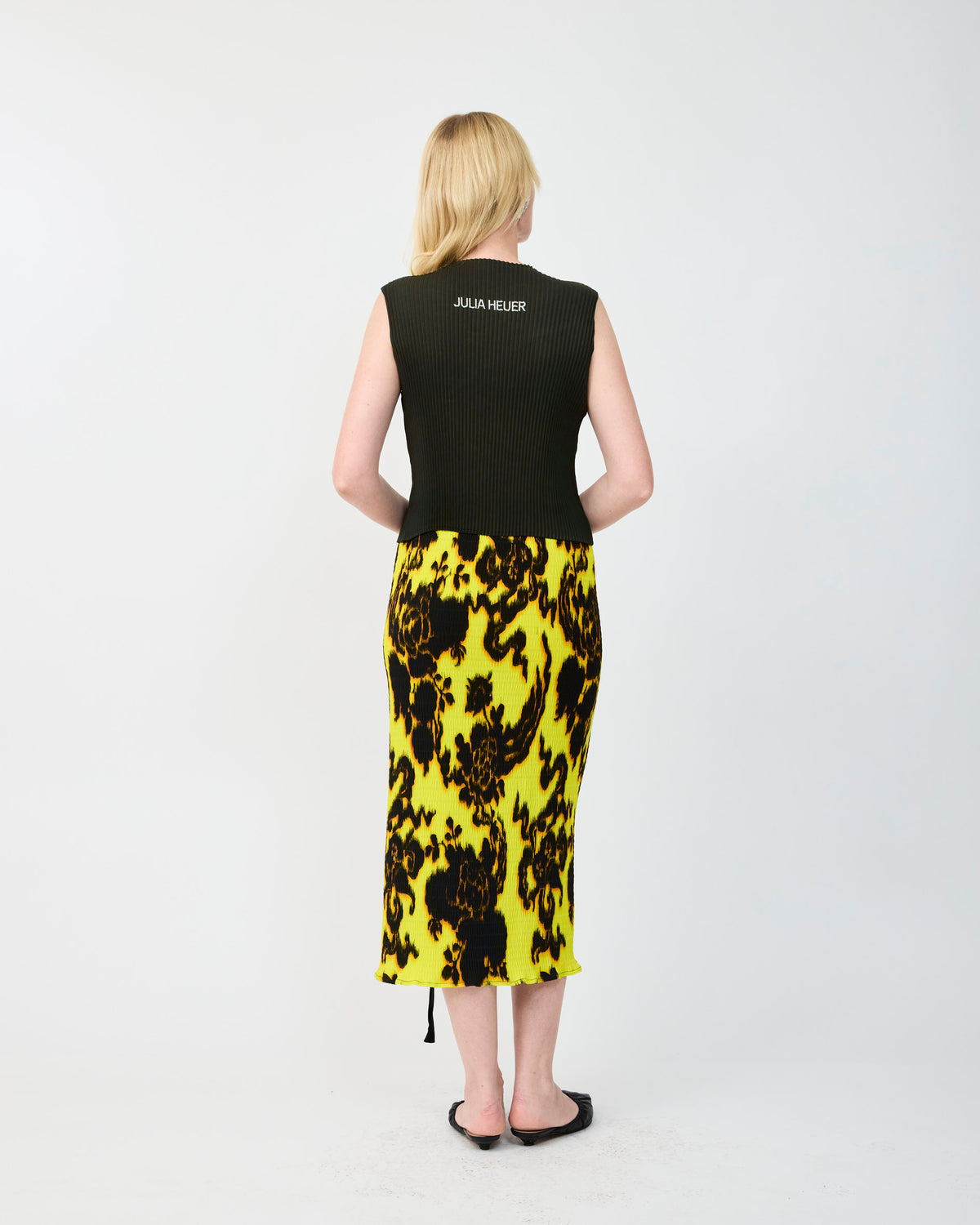 THELMA PLEATED TOP IN BLACK KOLLI
