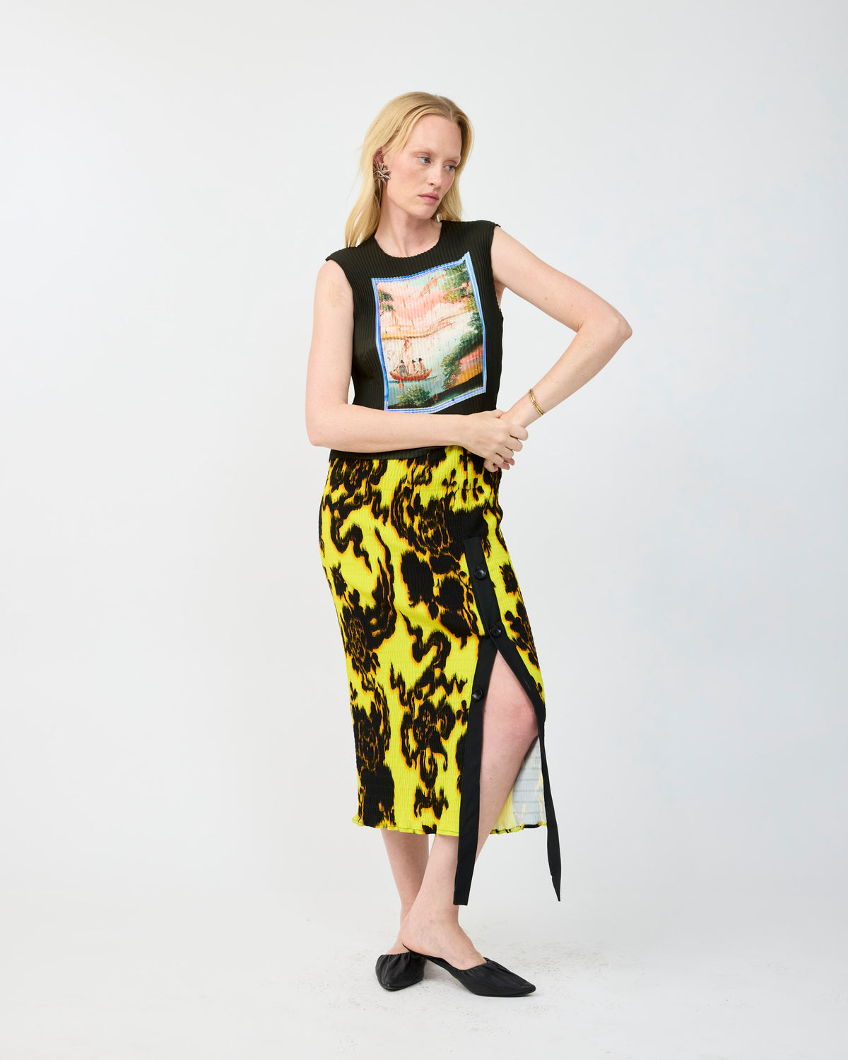 THELMA PLEATED TOP IN BLACK KOLLI