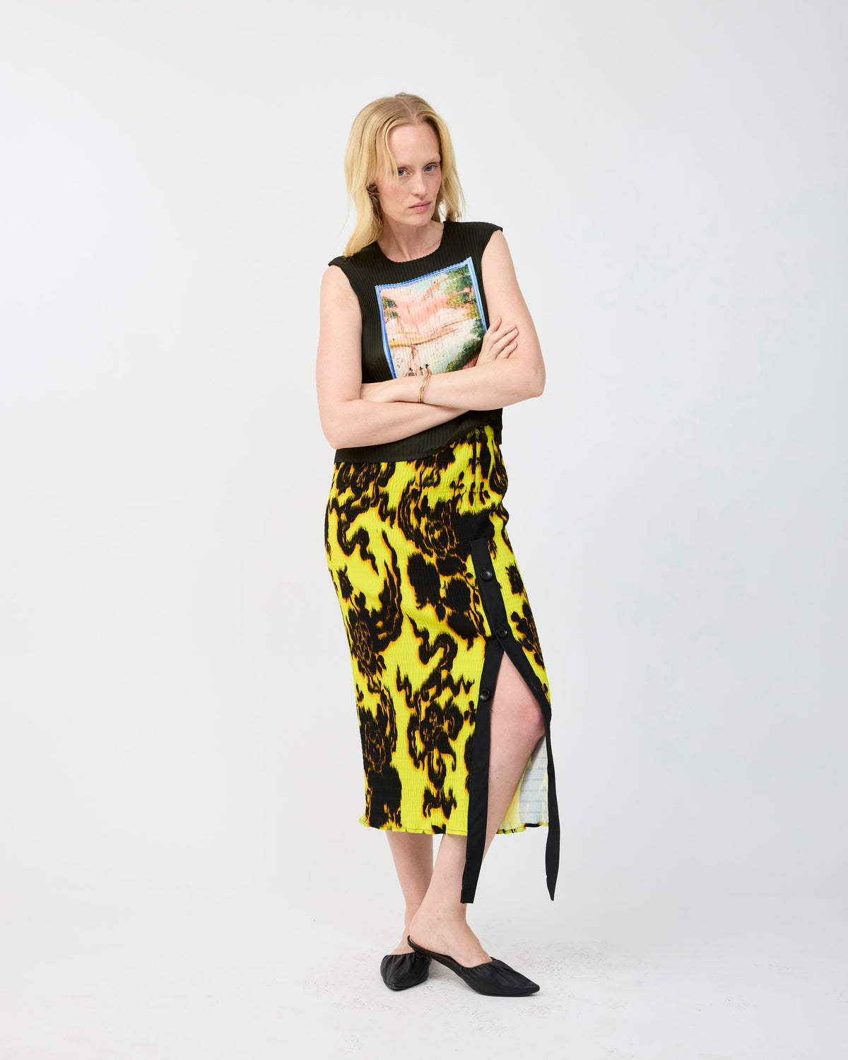 THELMA PLEATED TOP IN BLACK KOLLI