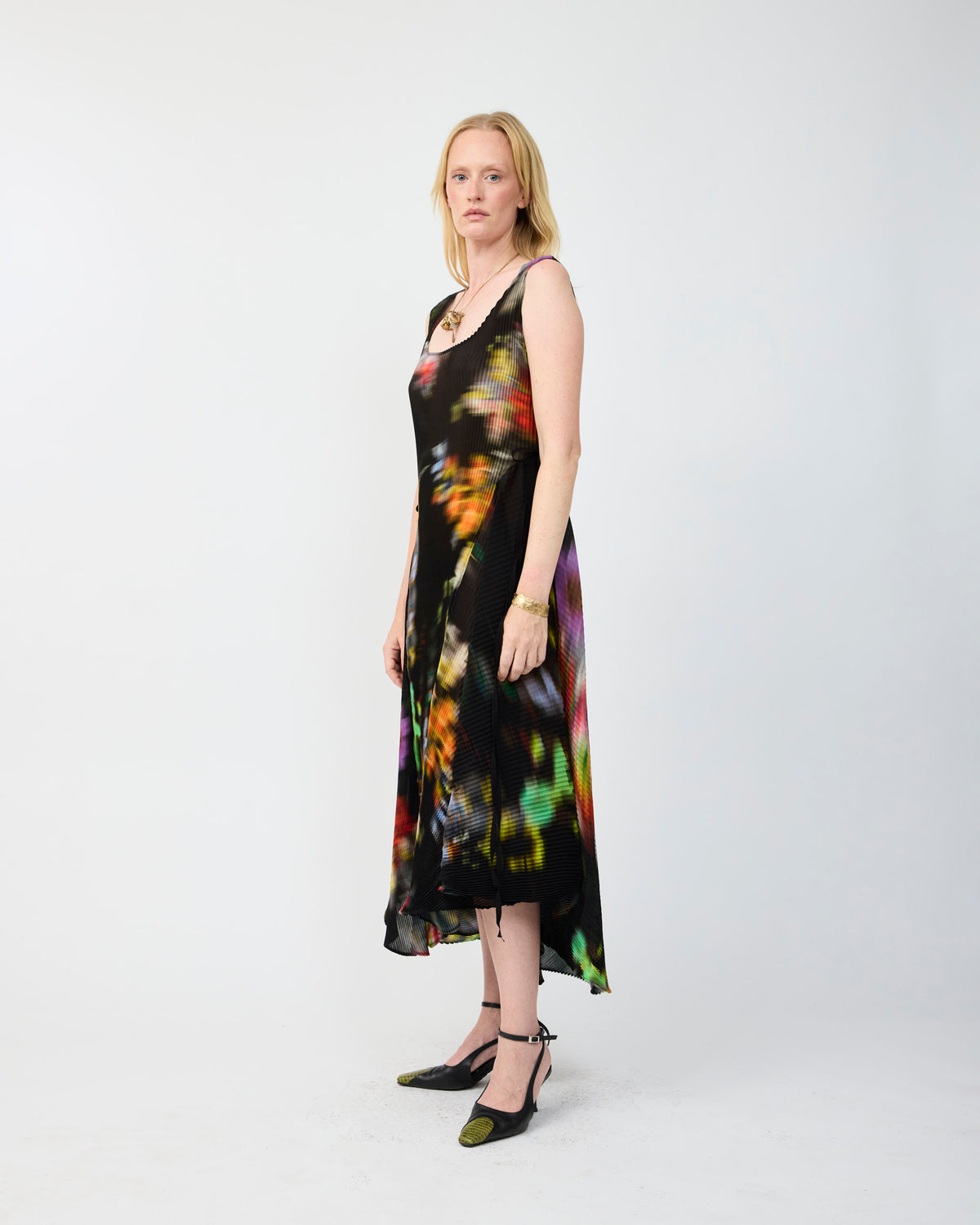 BARTHOLL PLEATED DRESS IN CLARA