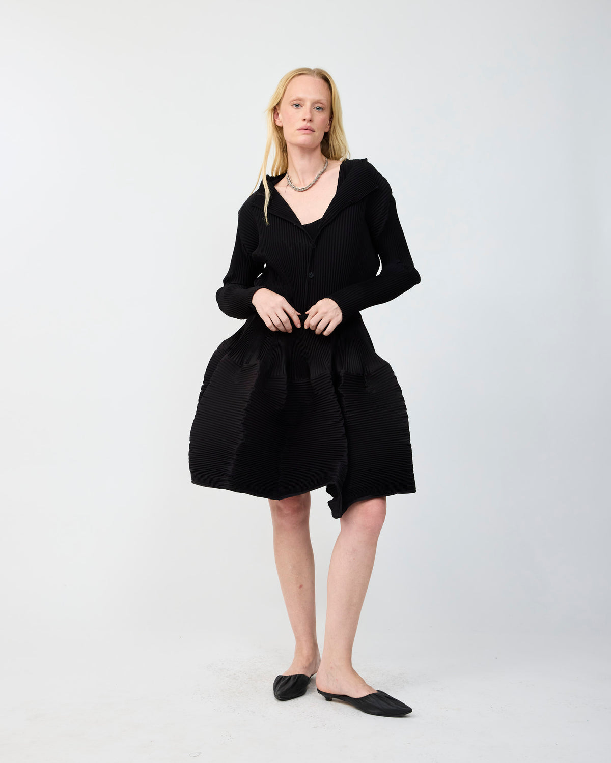 LORENZ PLEATED JACKET IN KOLLI
