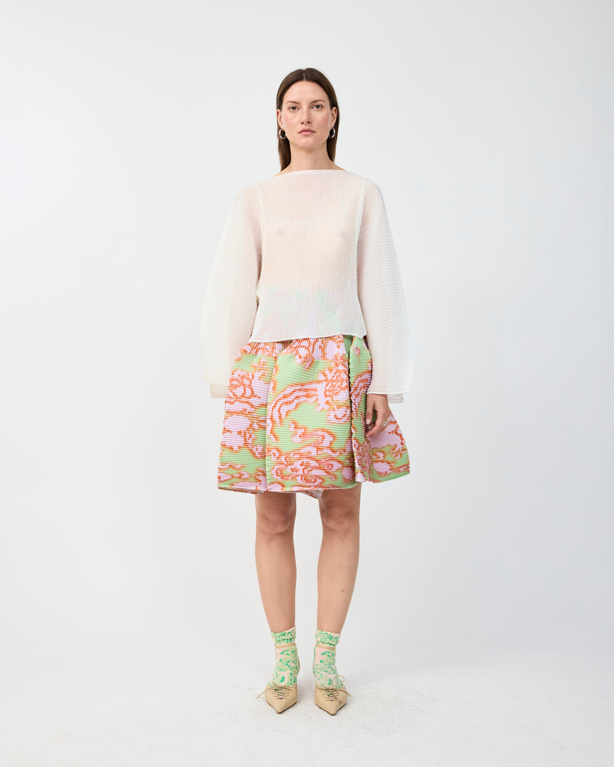 RANA HANDPLEATED TOP IN WHITE