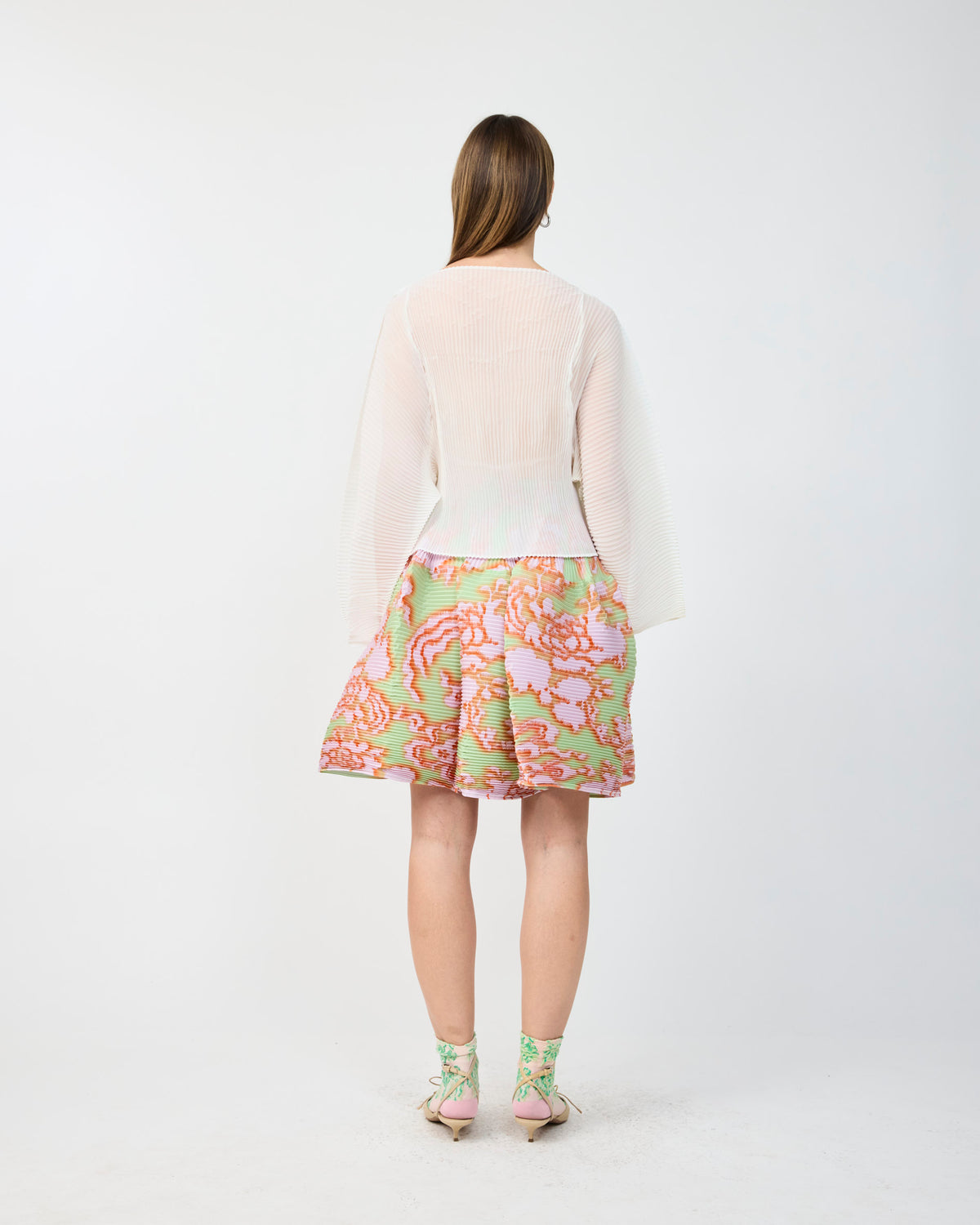 RANA HANDPLEATED TOP IN WHITE