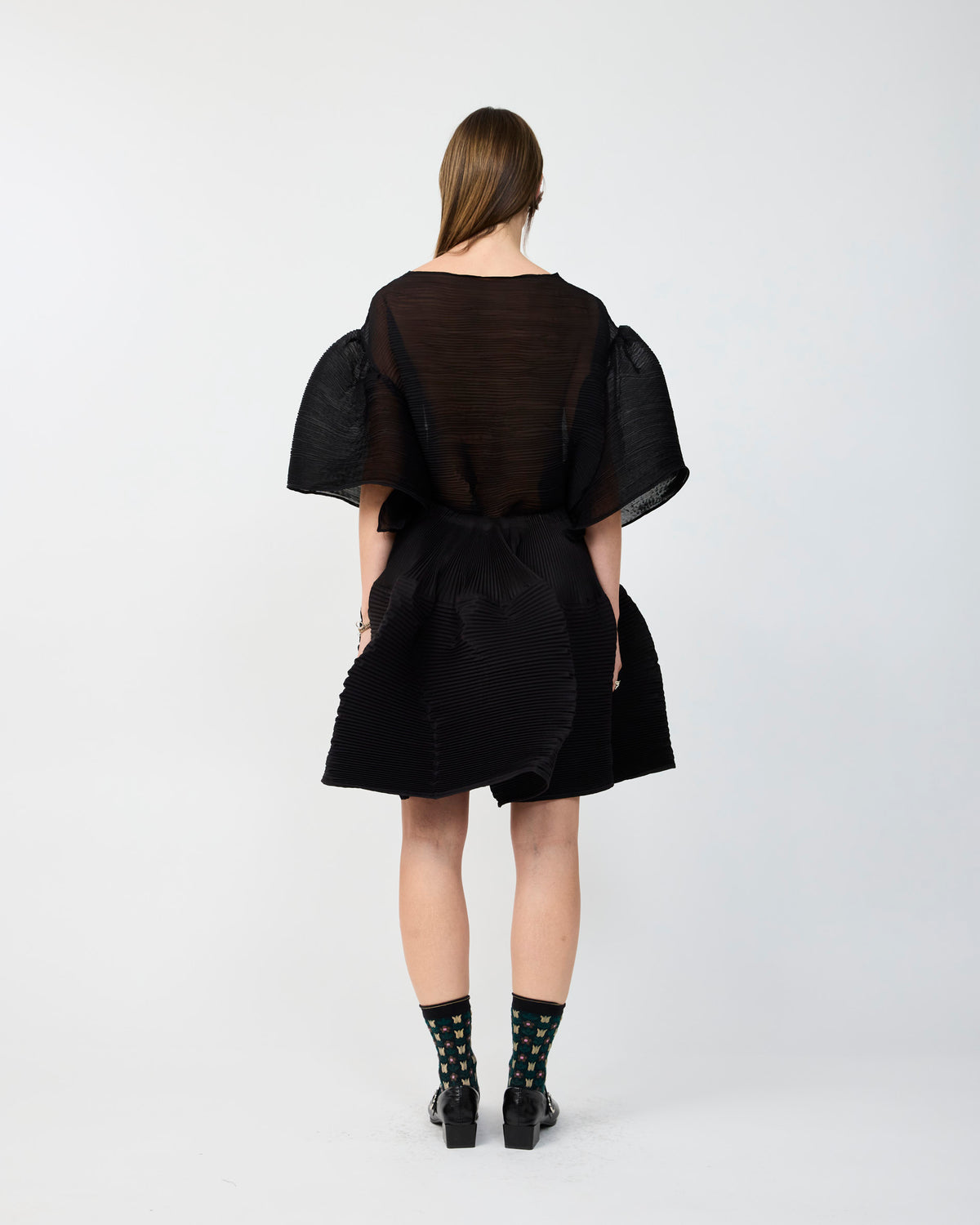 ROBIN HANDPLEATED TOP IN BLACK
