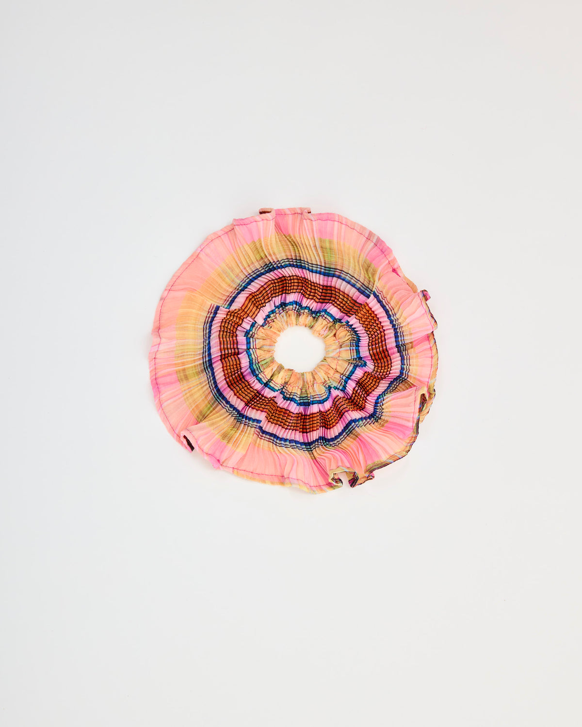 SATURN SCRUNCHIE IN AUGUST
