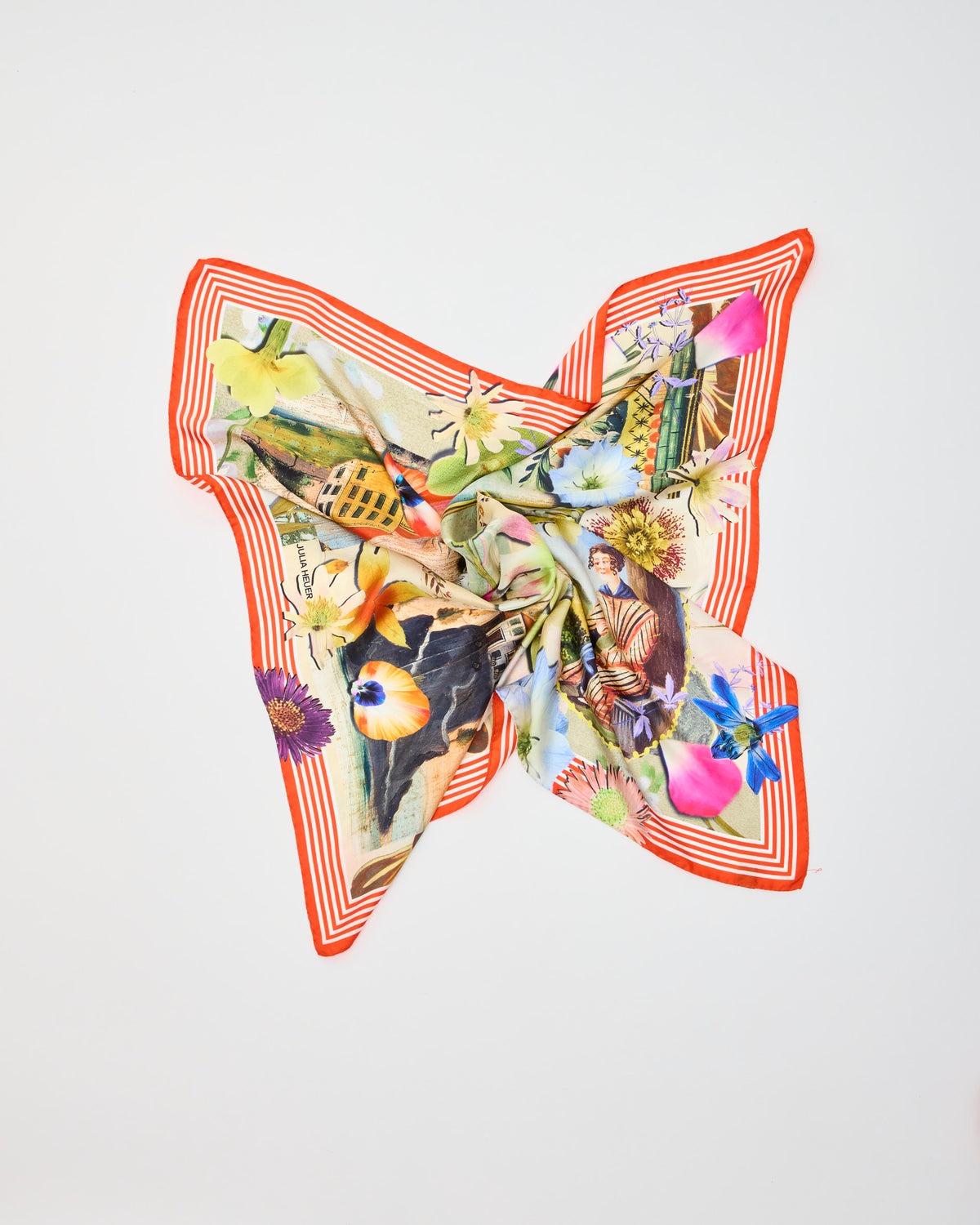 HELMUT SILK SCARF IN KOLLI