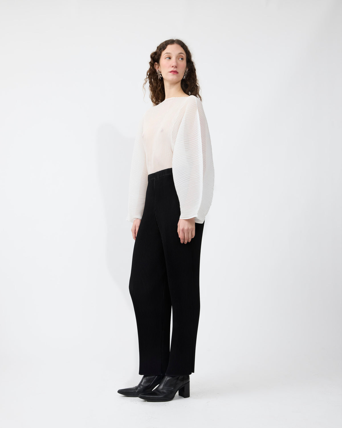 Jack Pleated Trousers in Monochrom Black