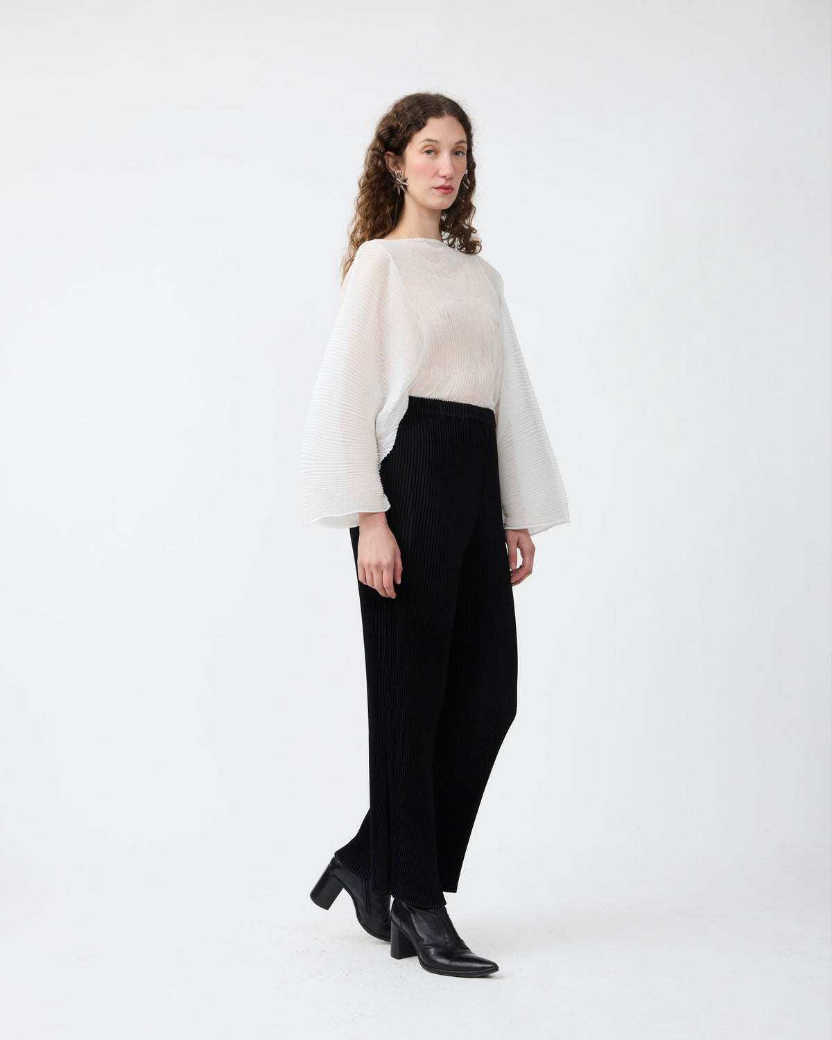 Jack Pleated Trousers in Monochrom Black