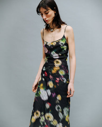 Lexi Dress in dark Mayu