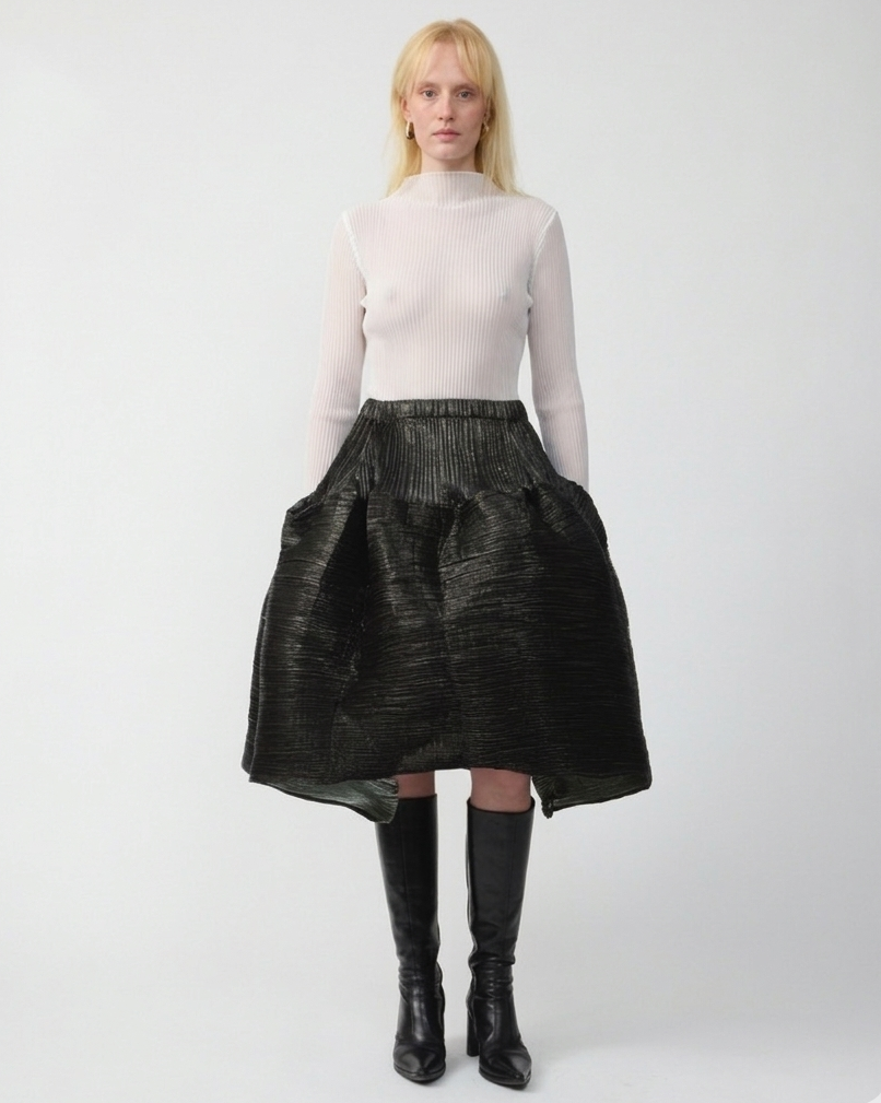 Lee Pleated Top in Monochrom White
