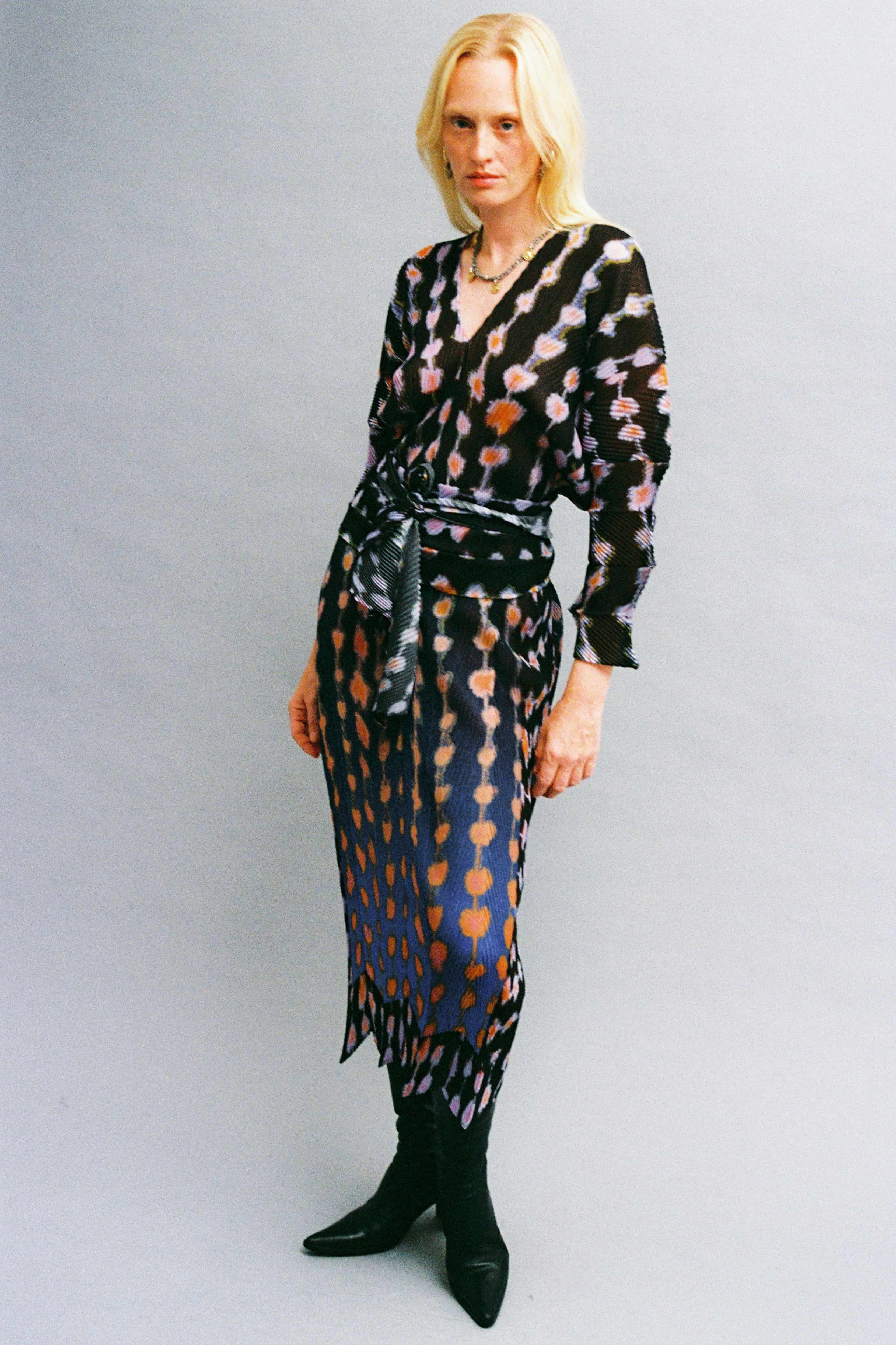 Sue Handpleated Kaftan in Dax