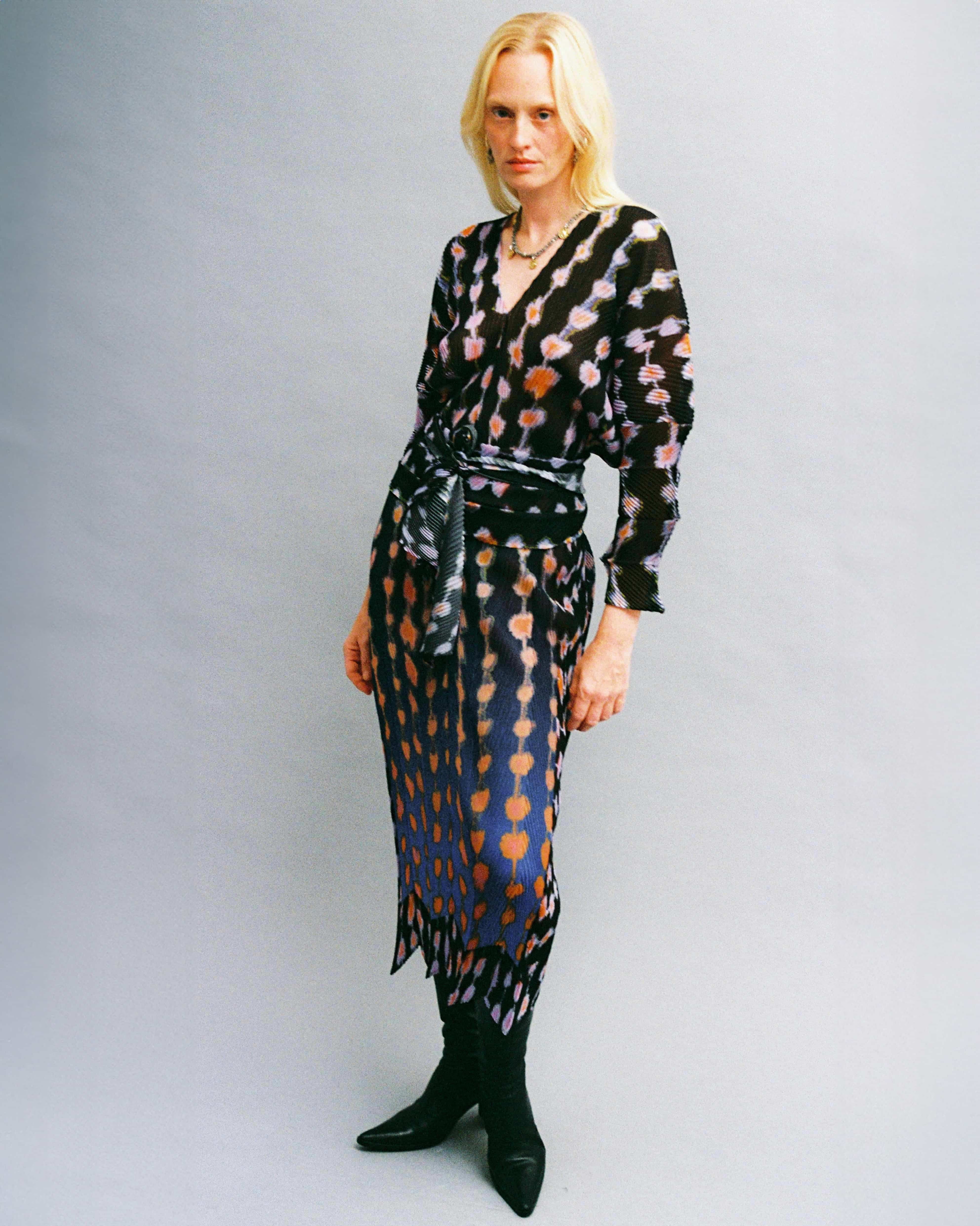 Sue Handpleated Kaftan in Dax