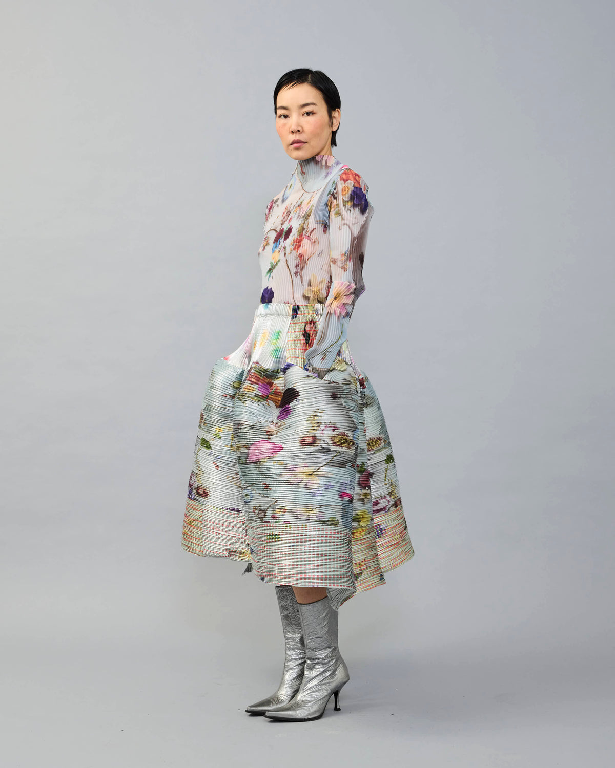 Kenza Handpleated skirt in Metallic Silver