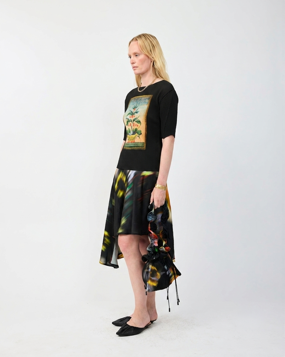 SILAS PLEATED TOP IN BLACK KOLLI