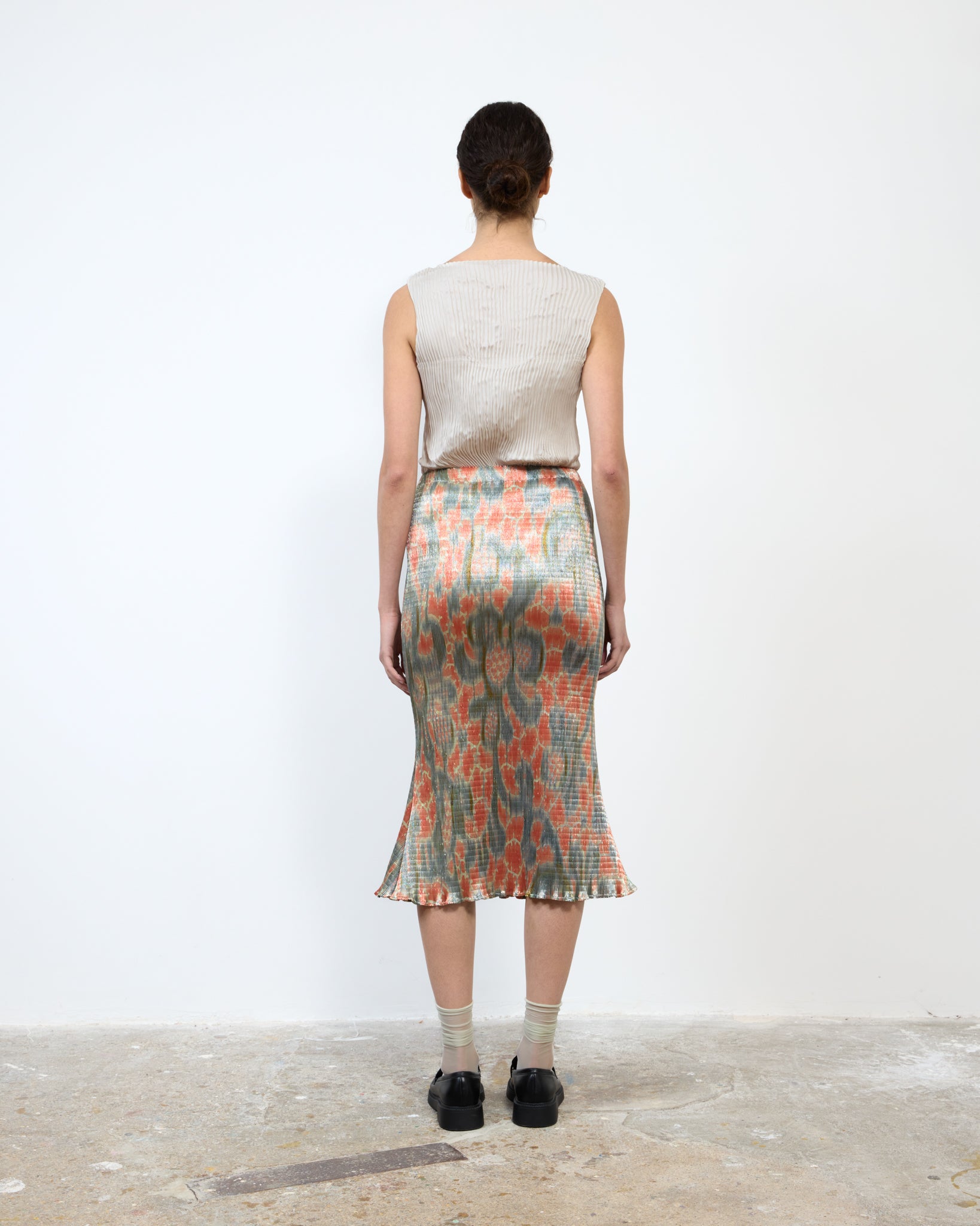 FINN SMOCKED SKIRT IN METALLIC GALLIA