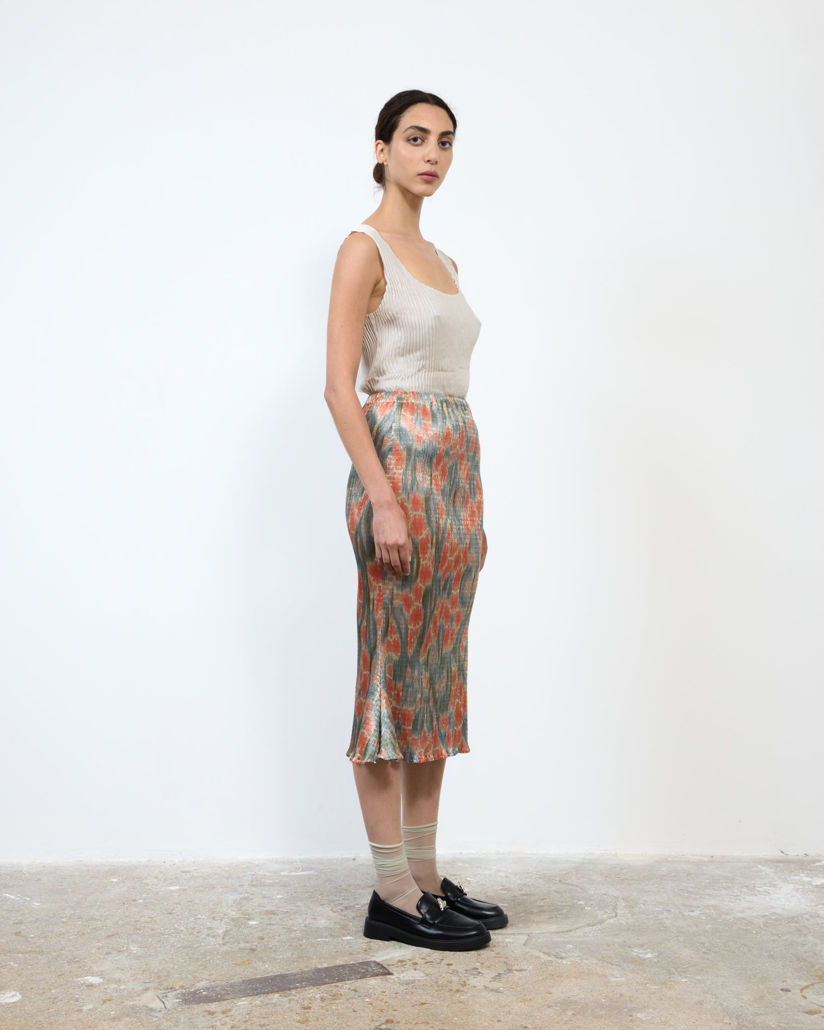 FINN SMOCKED SKIRT IN METALLIC GALLIA