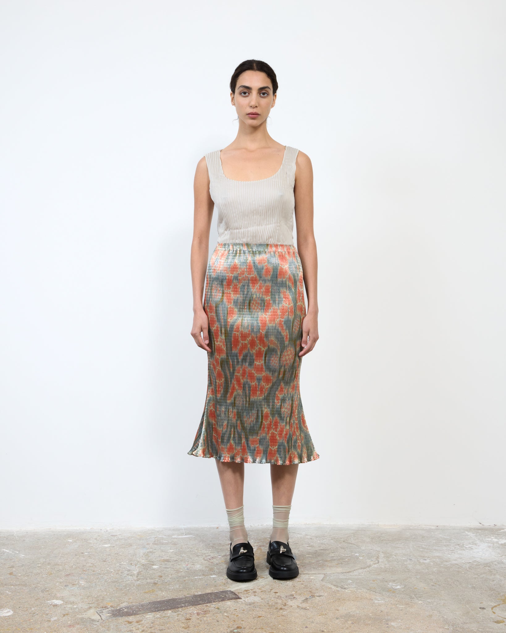 FINN SMOCKED SKIRT IN METALLIC GALLIA