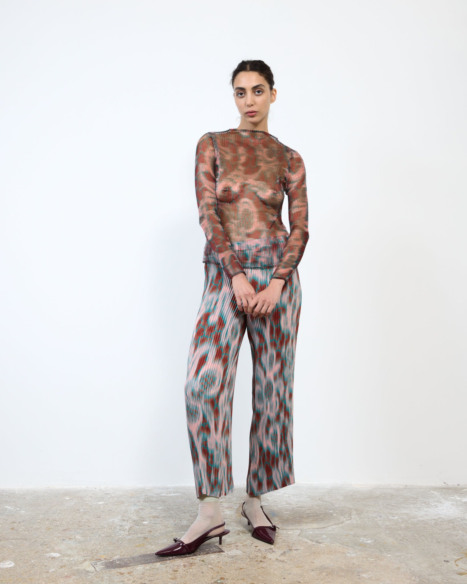 LEE PLEATED TOP IN TRANSPARENT GALLIA