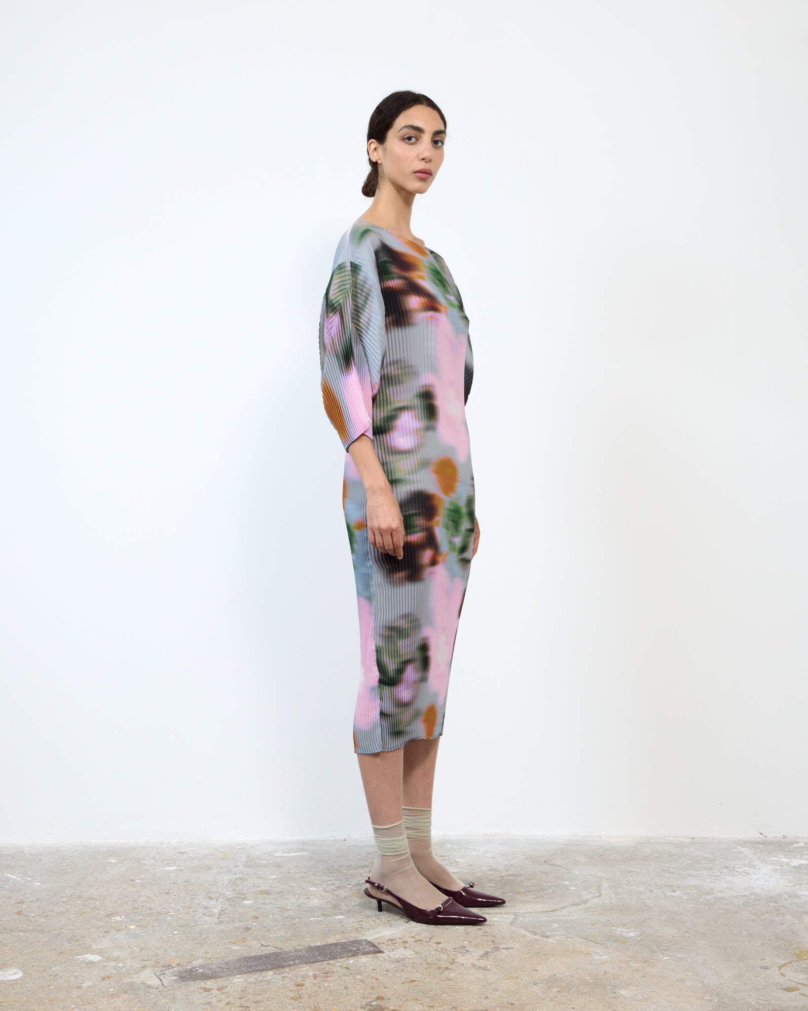 LEILA PLEATED DRESS IN MARIS