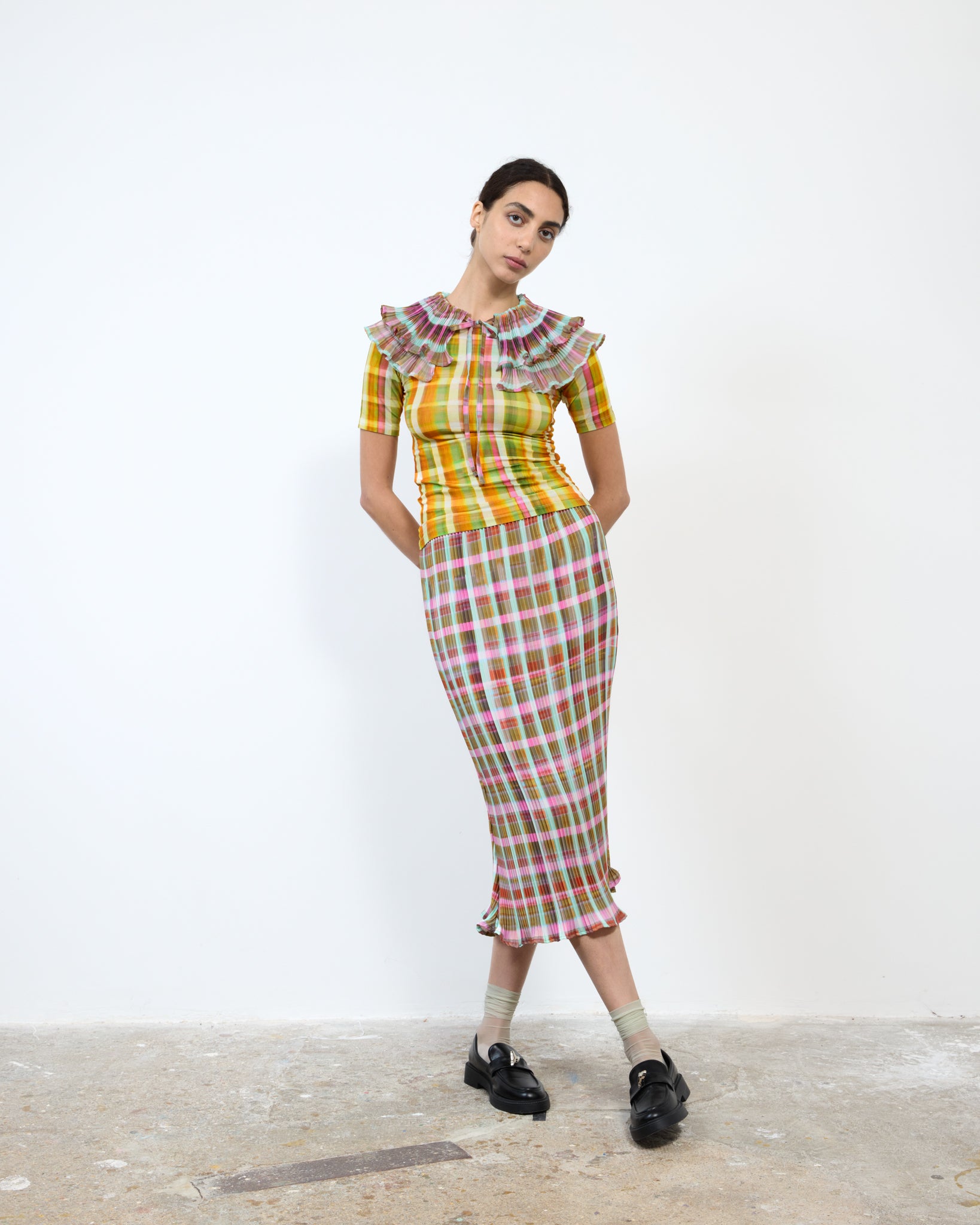 WINNIE PLEATED COLLAR IN TAREK