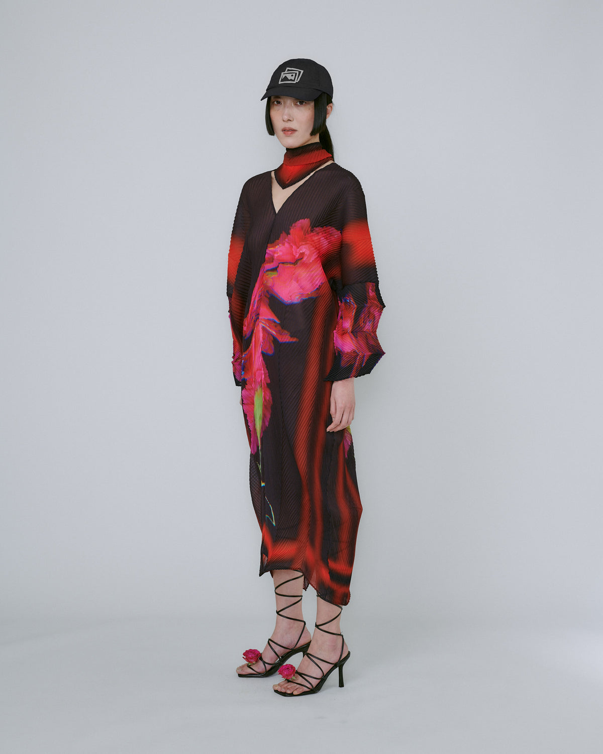 Sue Kaftan in Paige