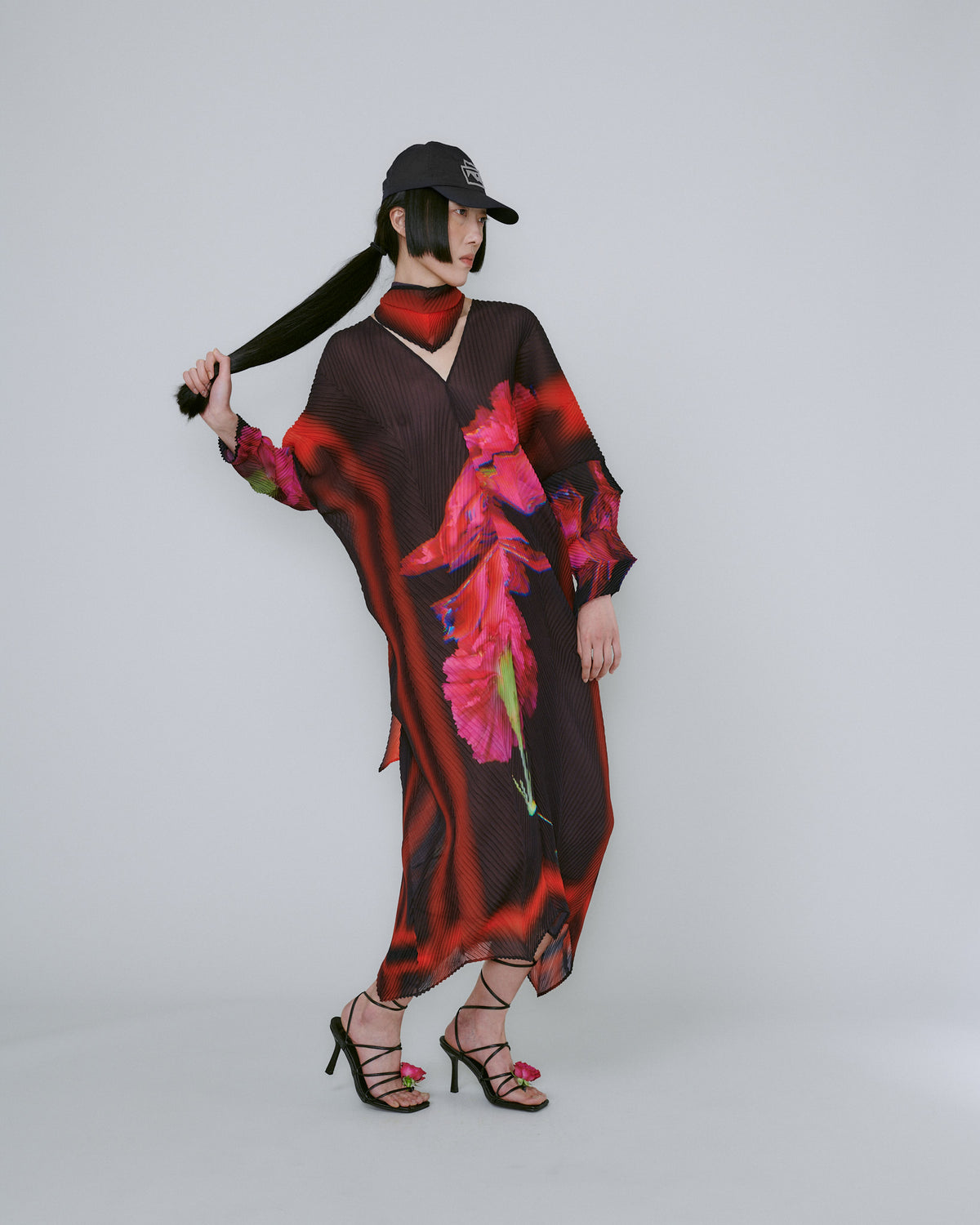 Sue Kaftan in Paige
