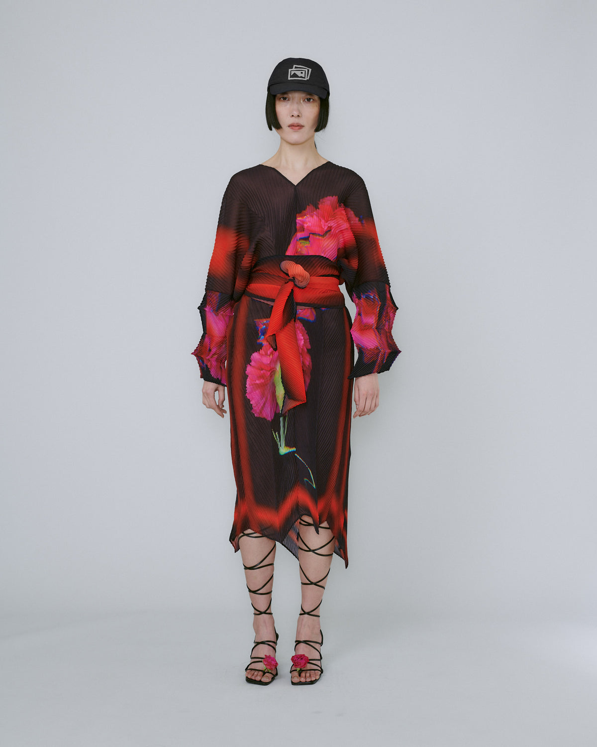 Sue Kaftan in Paige